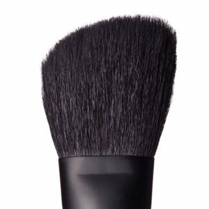 NARS #21 CONTOUR BRUSH NEW, NO BOX